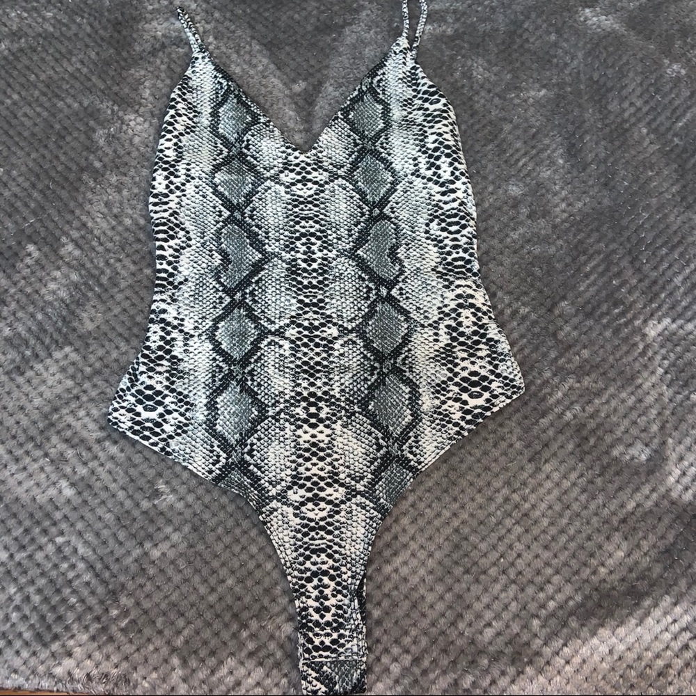 Daisy Snake Print Body Suit